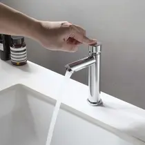 Torneira Automatica 100% Metal Cromado Para Banheiro Lavatório  - 6755A